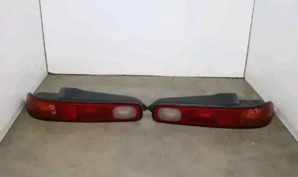 94-01 ACURA INTEGRA DC2 OEM TAILLIGHTS
