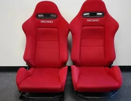 Recaro seats with DC5 rails. It’ll also fit (Ek,eg, em1) DC2, DC5, ACCORD