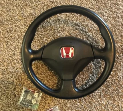 Momo Ep3/Rsx steering wheel