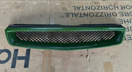 enuine EK9 grill (used) no cracks, no damage, plug and play