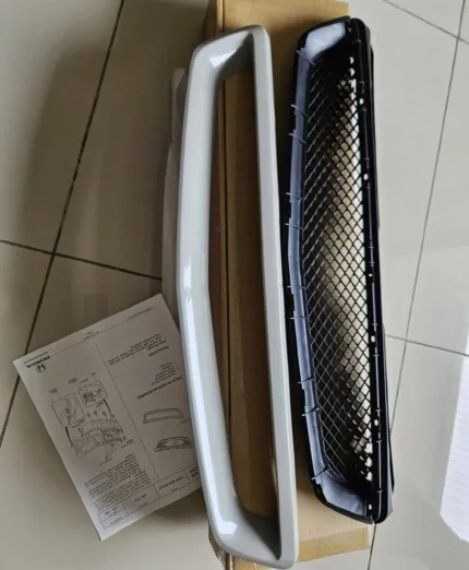 Honda Civic Type R EK9 S04 SO4 Si JDM Front Mesh Grille Genuine 1999-2000