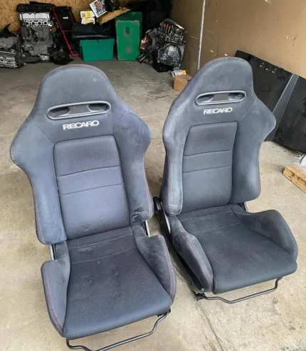 Black DC5R Type R Recaro Seats with rails