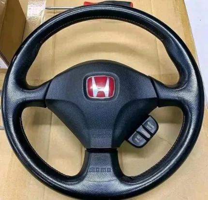 Honda type R DC5 steering wheel with airbag.