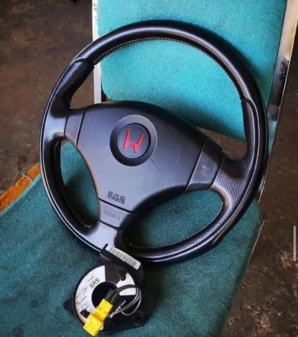 Condition 10/10 Brand new momo steering wheel with airbag