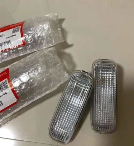 Genuine Stanley white cheek lights,