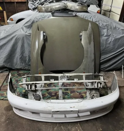 Complete Jdm integra front end . In good condition 👍