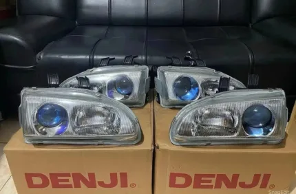 Denji Projector Headlight for 92-95 civic EG and EJ1. Brand New
