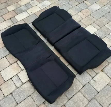 DC2 Type R seat set.