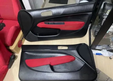 Ek9 typeR door panel. Original leather, no tears or scratches.