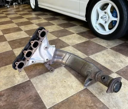 OEM Honda exhaust for JDM 96’ spec de2 Type R.