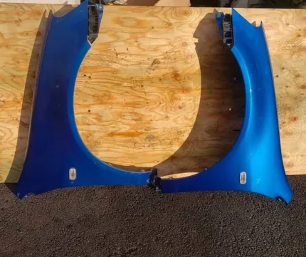 Dc5 jdm type r fenders vivid blue.